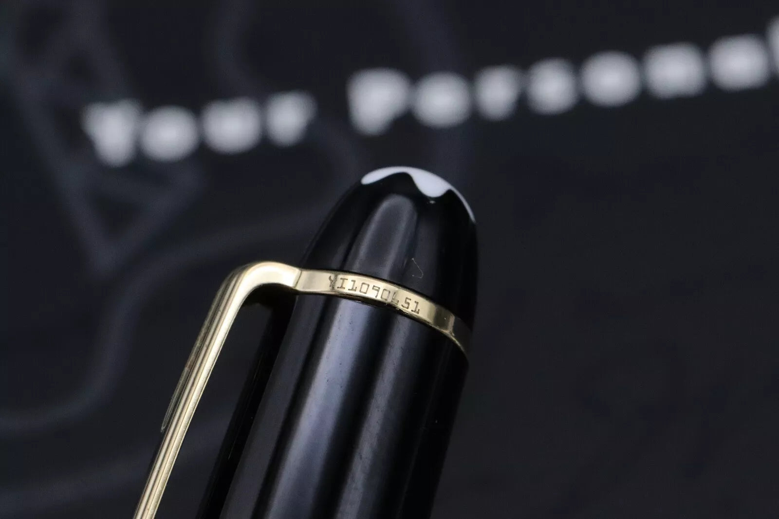 Montblanc Meisterstück 114 Mozart Gold-Coated Fountain Pen image 5