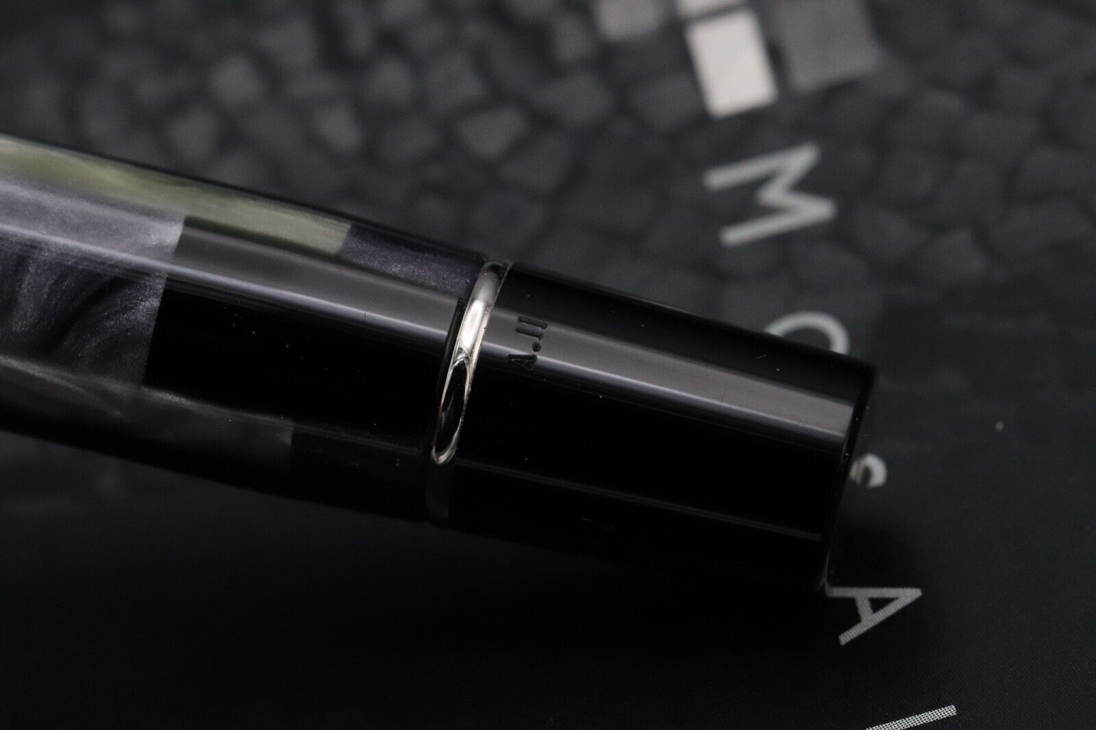 Parker Duofold International Black Mosaic Fountain Pen - DIPPED image 4