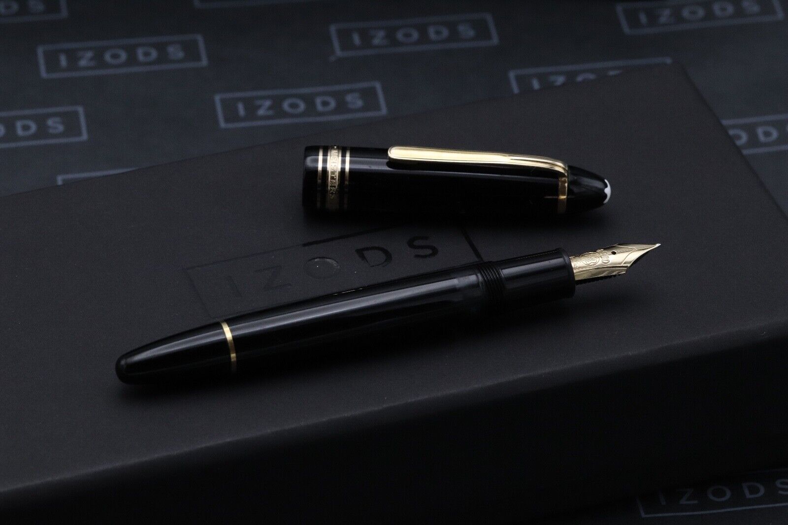 Montblanc Meisterstuck 146 LeGrand Gold Coated Fountain Pen - Monotone M Nib image 1