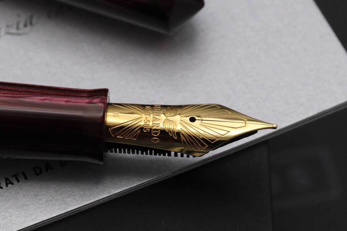Leonardo MZ Grande Rubino Celluloid Fountain Pen - Medium #8 La Fenice Nib image 2