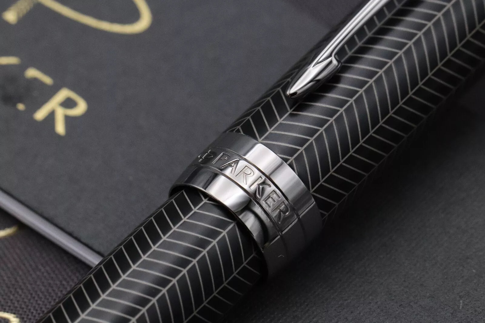 Parker Duofold Centennial Prestige Black Ruthenium Chevron Fountain Pen image 5