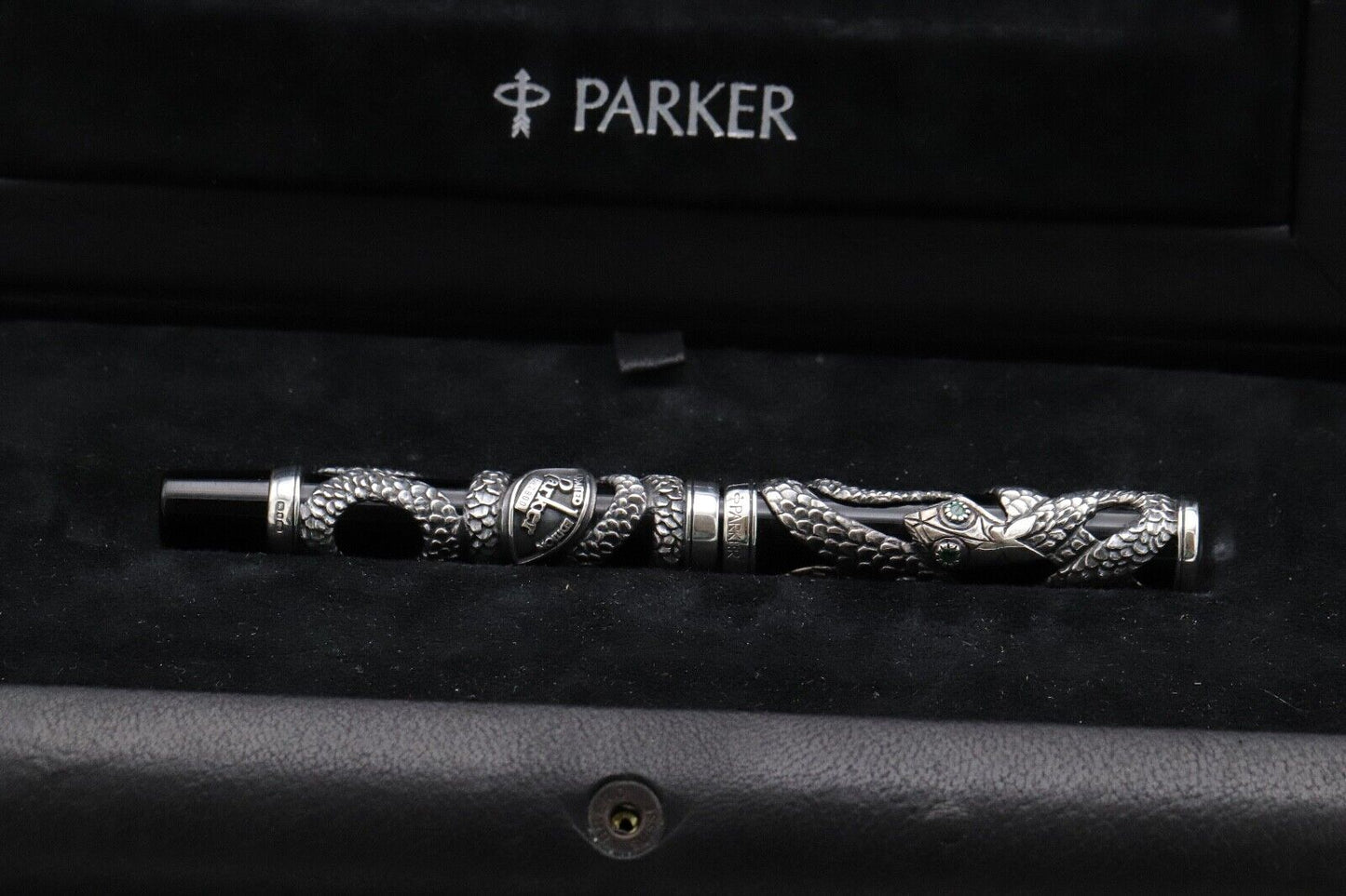Parker The Snake Sterling Silver Limited Edition Fountain Pen image 10