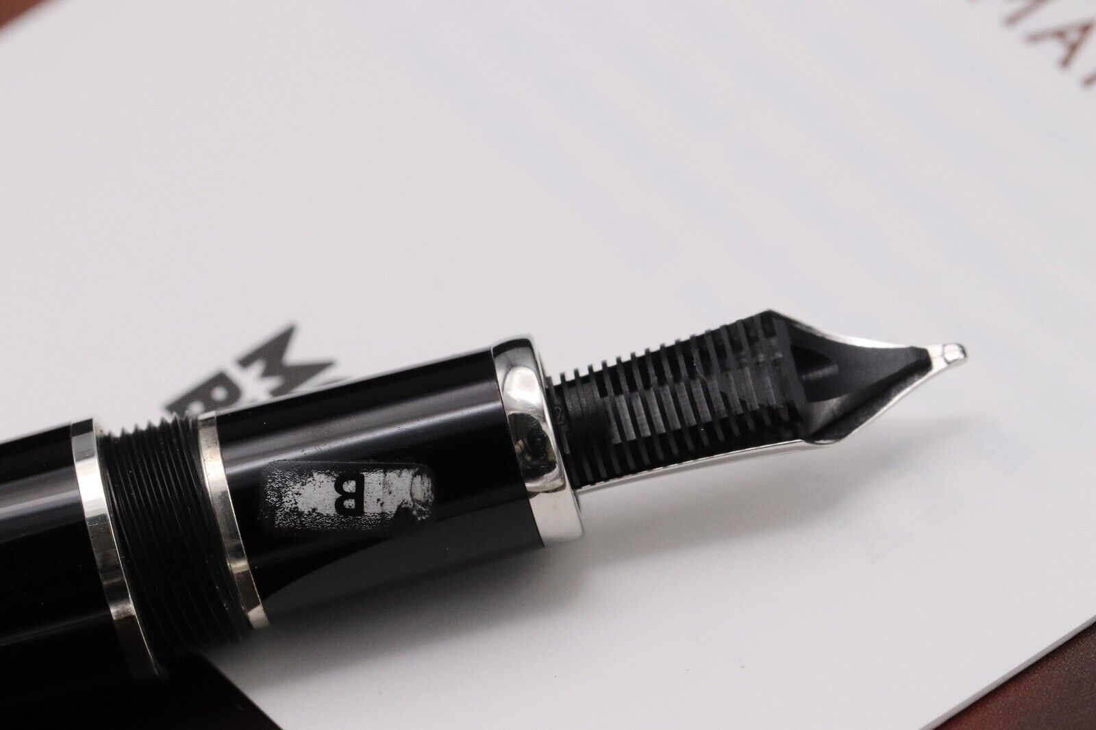 Montblanc Writers Edition Franz Kafka Fountain Pen - UNUSED - Broad Nib image 3