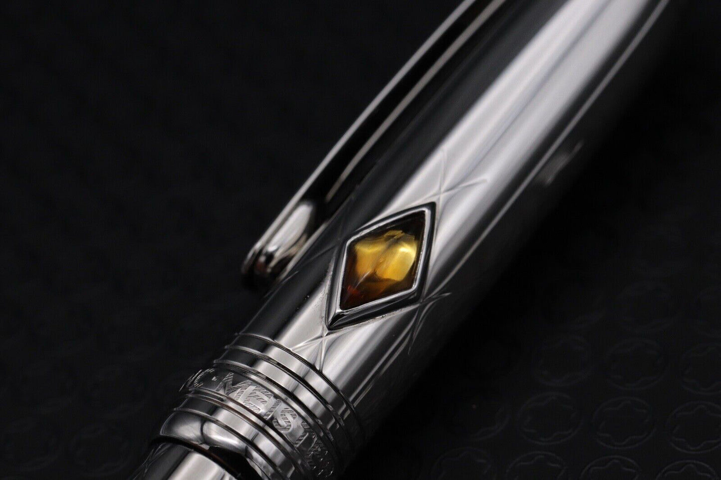 Montblanc Meisterstück Mozart Jungle Eyes Citrine Ballpoint Pen - UNUSED image 2