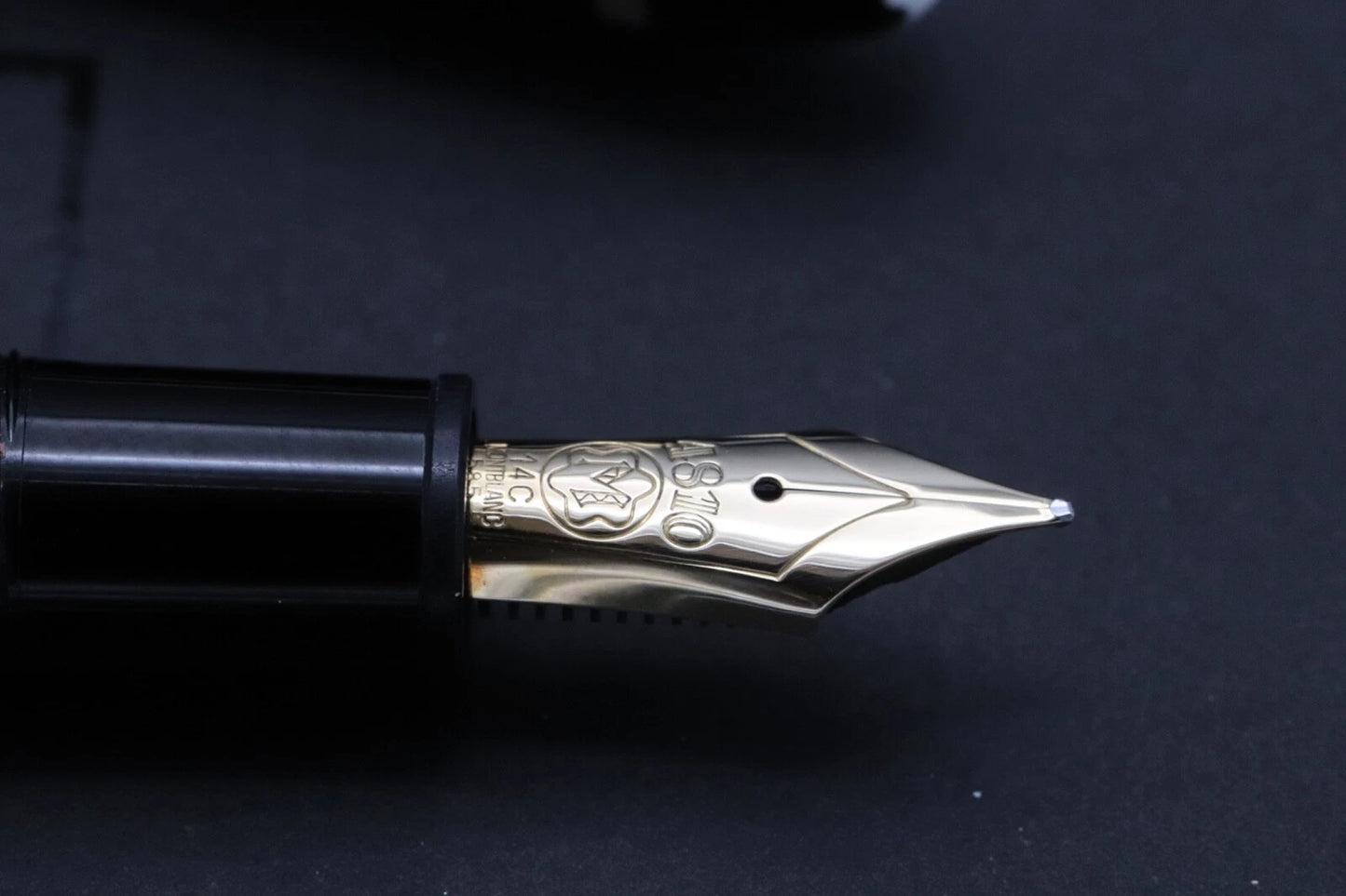 Montblanc Meisterstuck 146 LeGrand Gold Coated Fountain Pen - OB Monotone Nib image 5