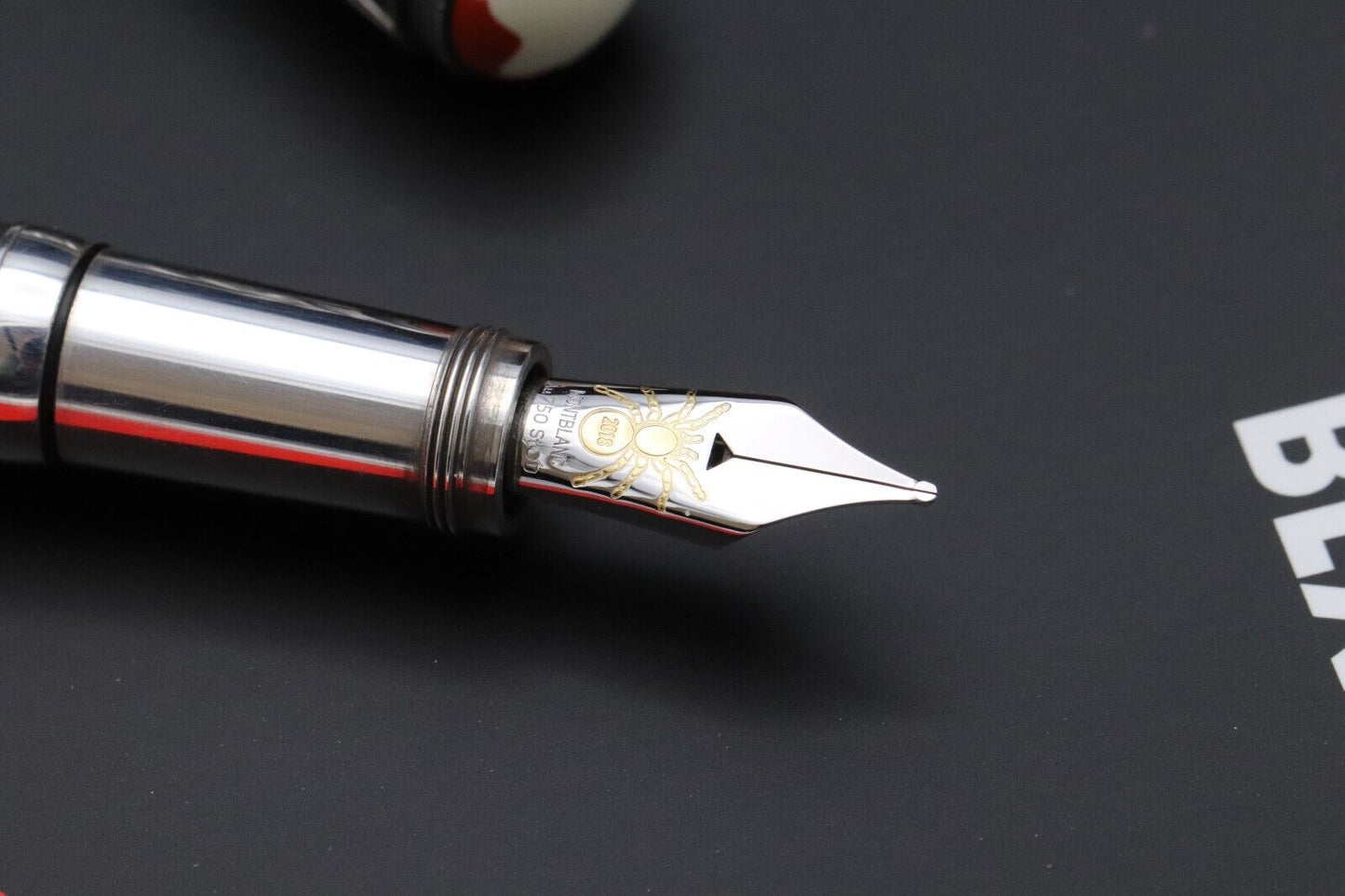 Montblanc Heritage Rouge et Noir Metamorphosis LE1906 Fountain Pen image 2
