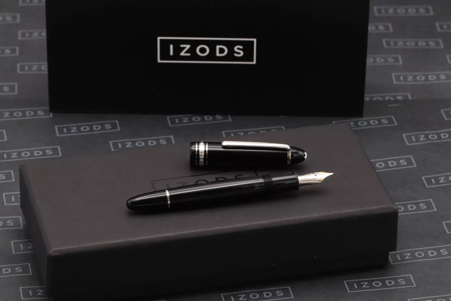 Montblanc Meisterstuck 146 LeGrand Platinum-Coated Fountain Pen image 0
