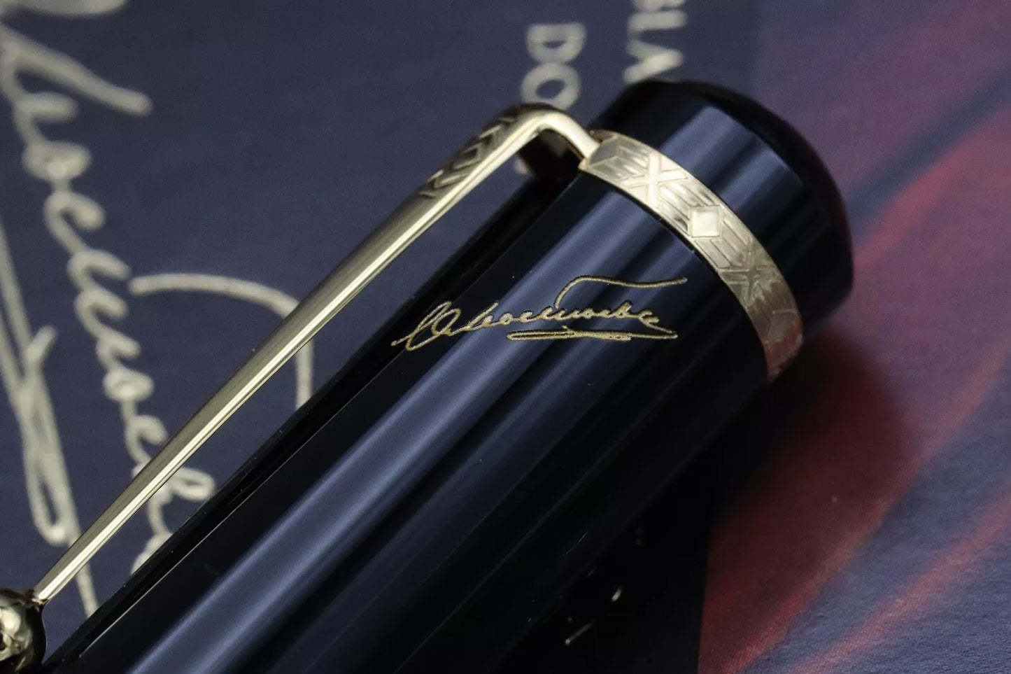 Montblanc Writers Edition Fyodor Dostoevsky Fountain Pen – UNUSED - Fine Nib image 7