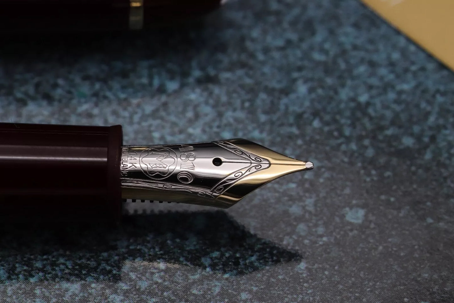 Montblanc Meisterstuck 146 LeGrand Bordeaux Fountain Pen - 1991-92 - OM Nib image 7