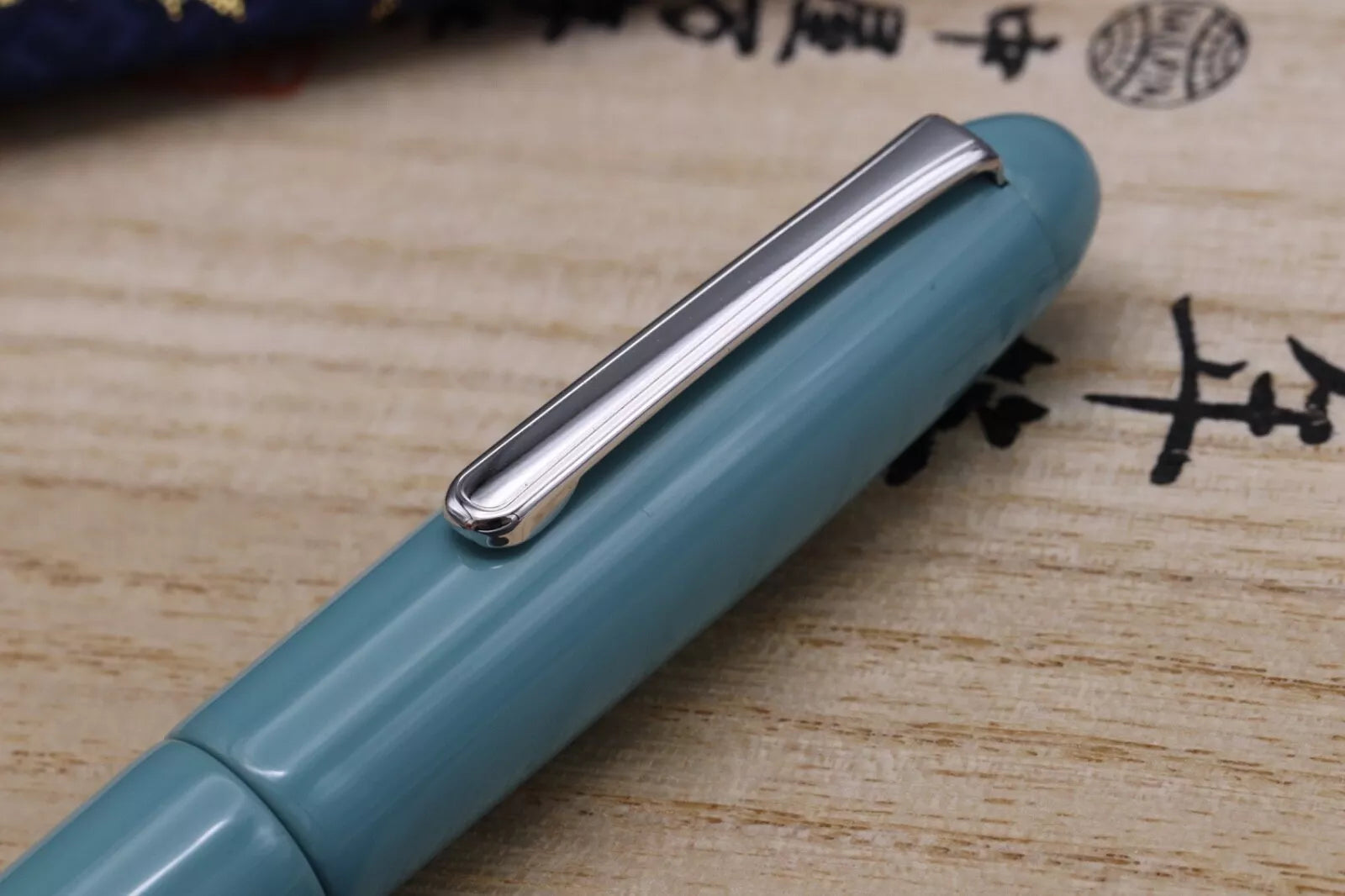 Nakaya Portable Cigar Ama-iro Fountain Pen - Broad Nib - UNUSED image 2