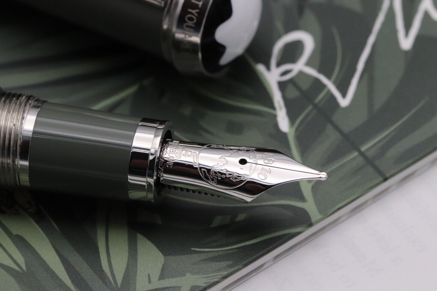 Montblanc Writers Edition Rudyard Kipling Fountain Pen image 2