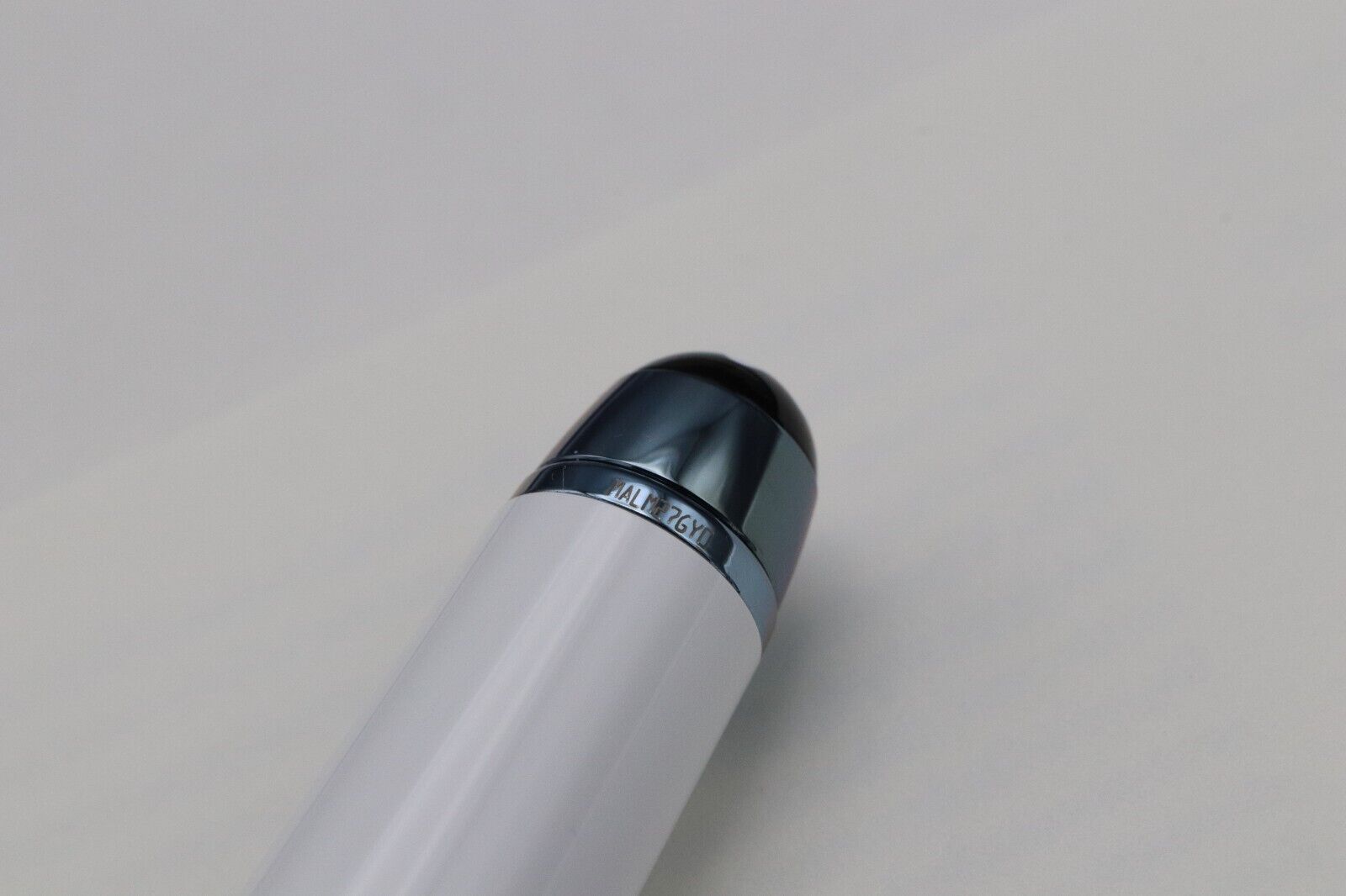 Montblanc Meisterstuck Classique Glacier White Fountain Pen - UNUSED image 5