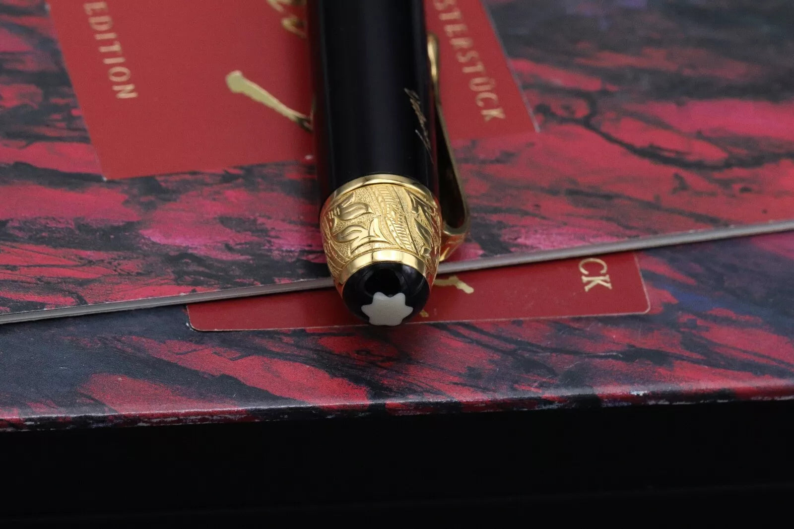 Montblanc Writers Edition Voltaire Fountain Pen image 9
