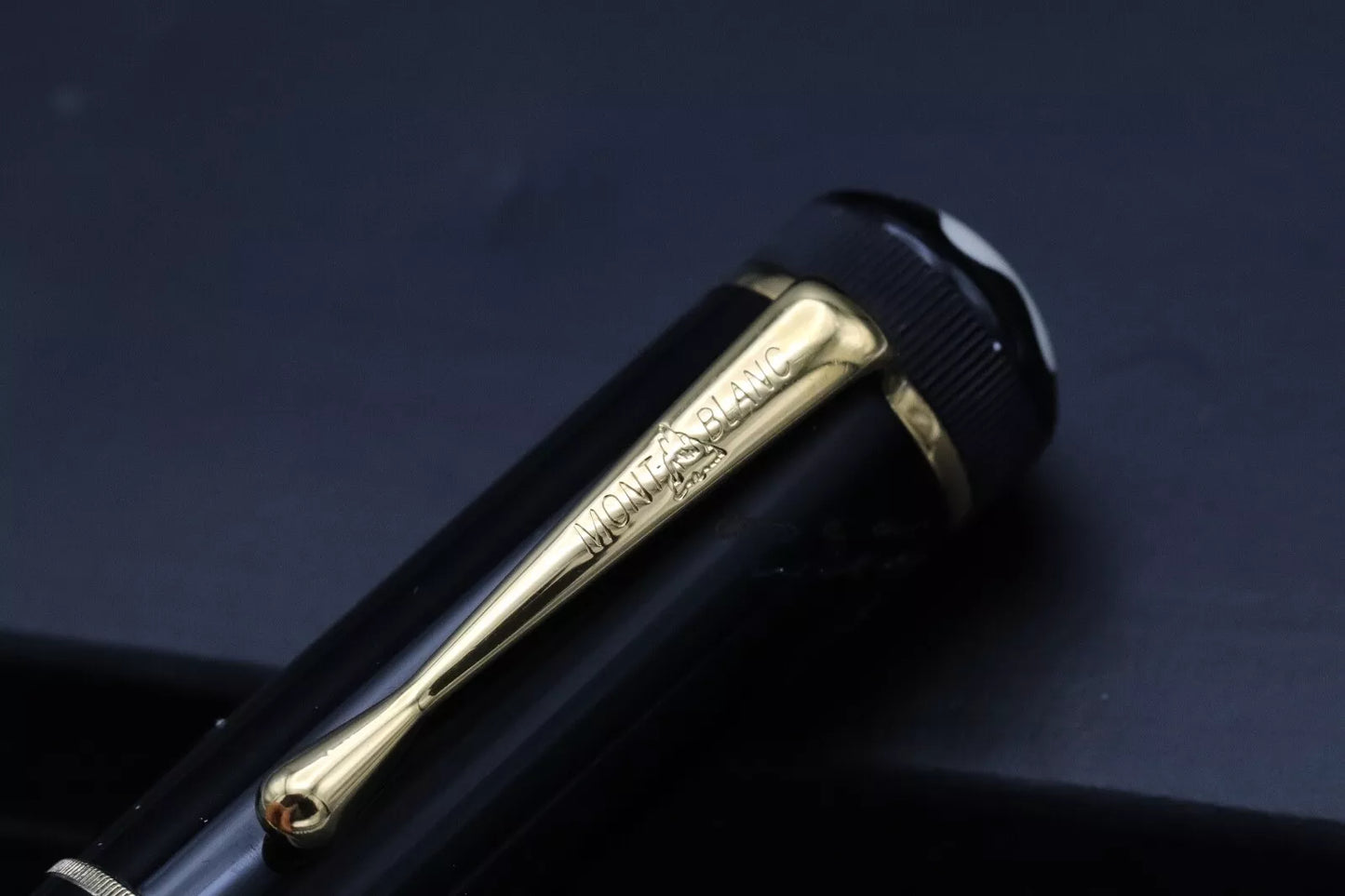 Montblanc Writers Edition Oscar Wilde Fountain Pen image 6