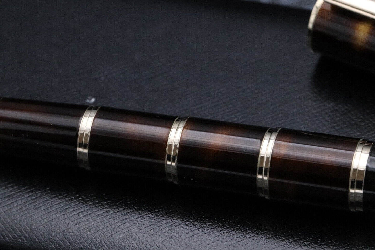 Montblanc Writers Edition Miguel de Cervantes Fountain Pen image 3
