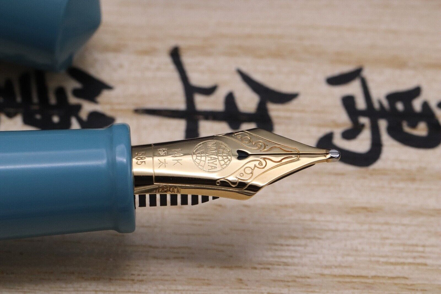 Nakaya Piccolo Cigar Ama-iro Fountain Pen - UNUSED - Extra Broad Nib image 2