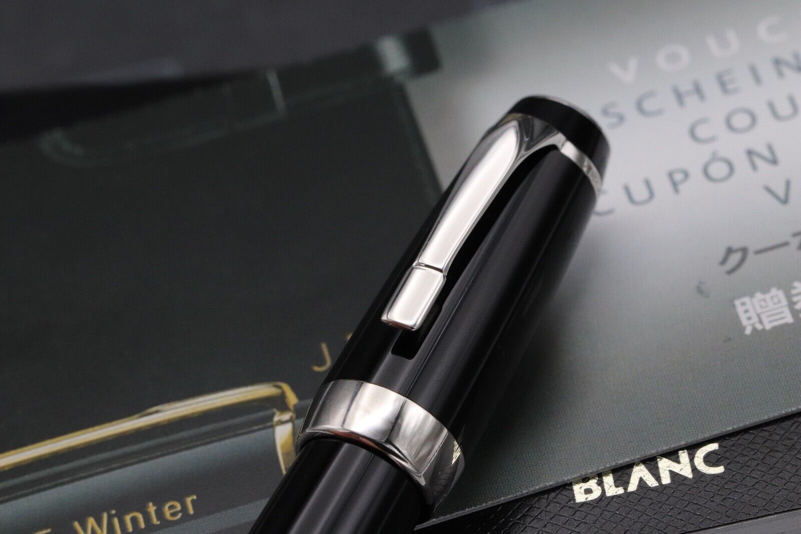 Montblanc Boheme Platinum Line No Stone Fountain Pen - Broad Nib image 4