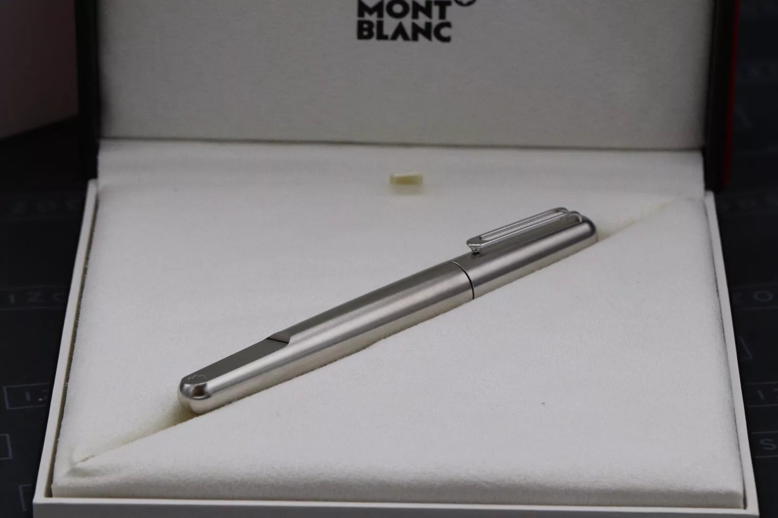 Montblanc M Marc Newson RED Signature Fountain Pen image 7