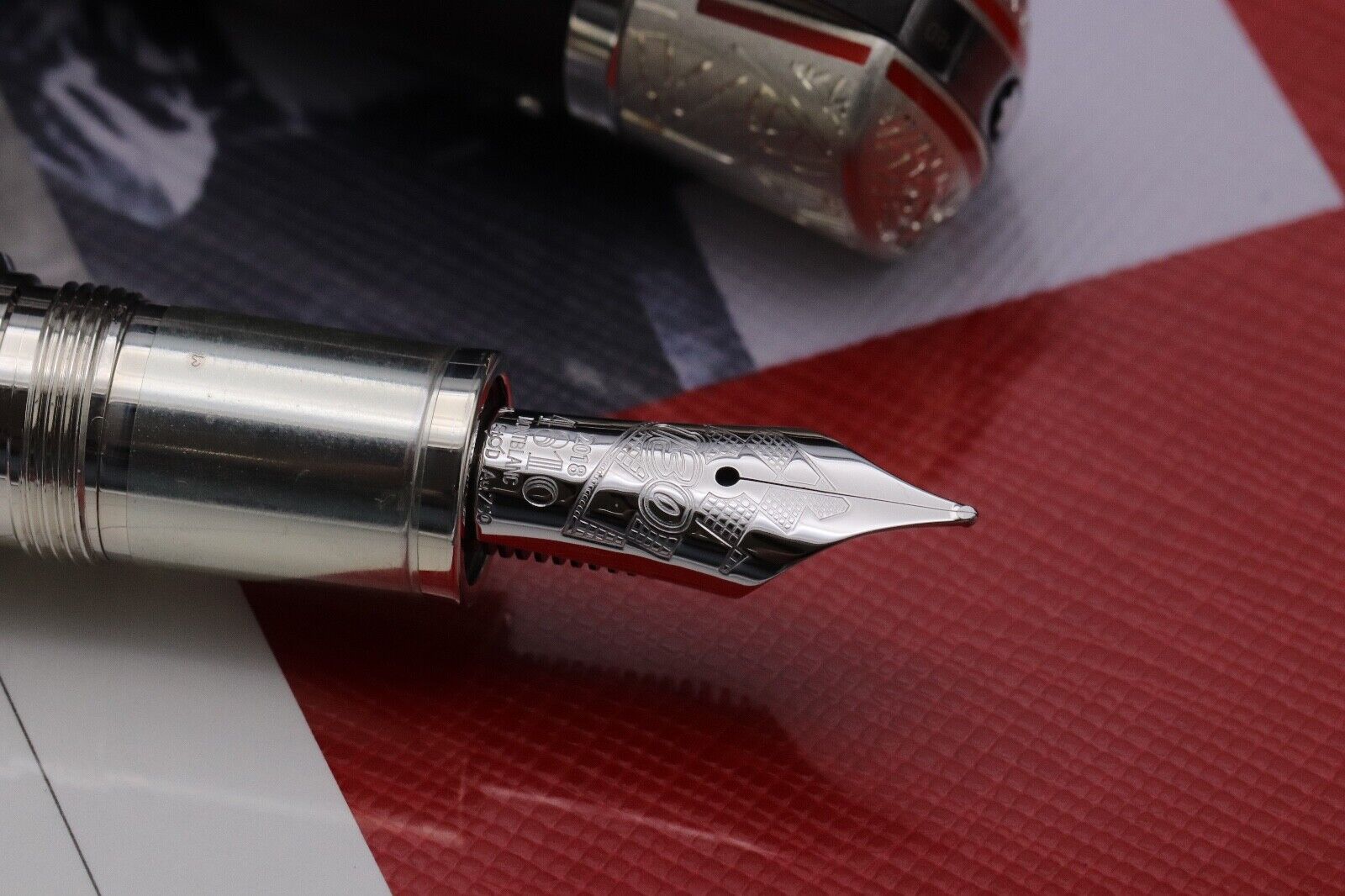 Montblanc Great Characters James Dean LE1931 Fountain Pen - UNUSED image 2
