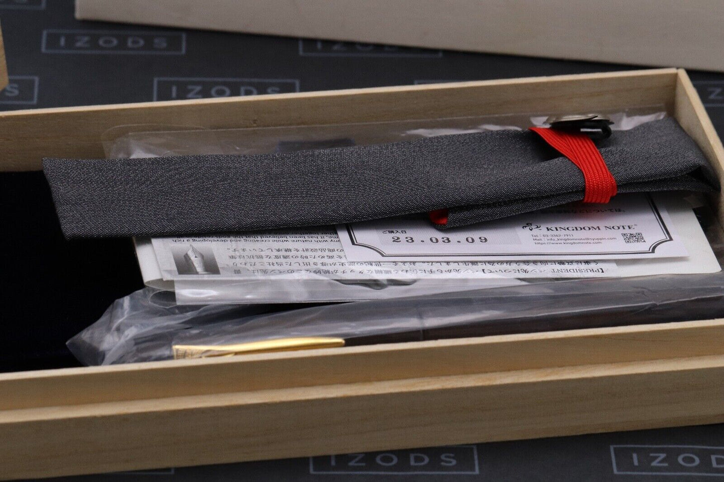 Platinum Izumo x Kingdom Kurokaki Wood Fountain Pen - UNUSED image 7