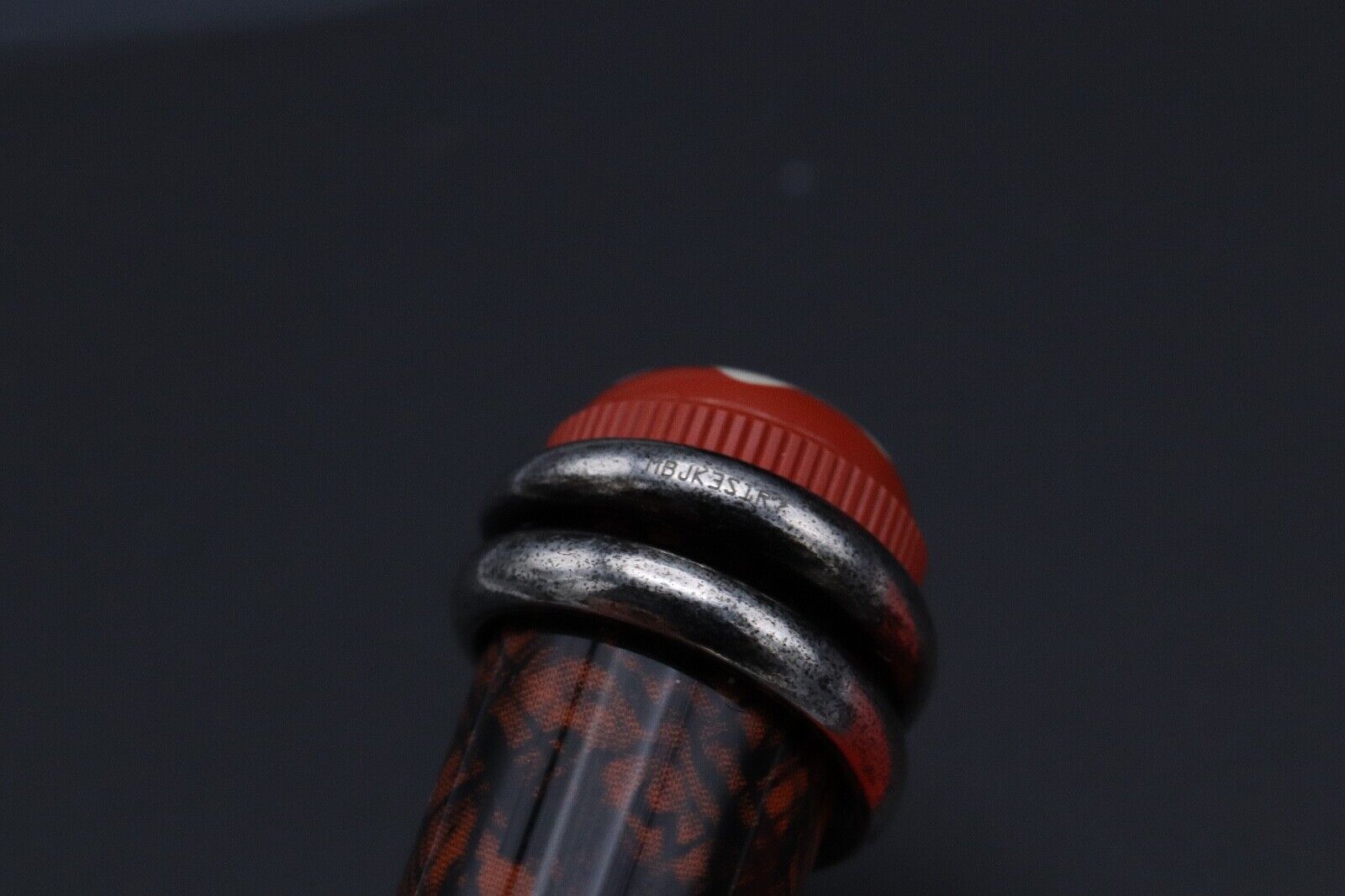 Montblanc Heritage Rouge et Noir Serpent Marble Rollerball / Fineliner Pen image 4