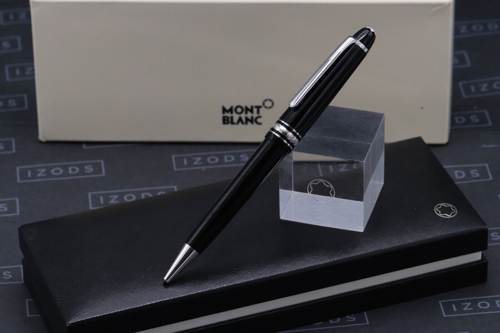 Montblanc Meisterstuck Midsize Platinum Coated Ballpoint Pen image 0