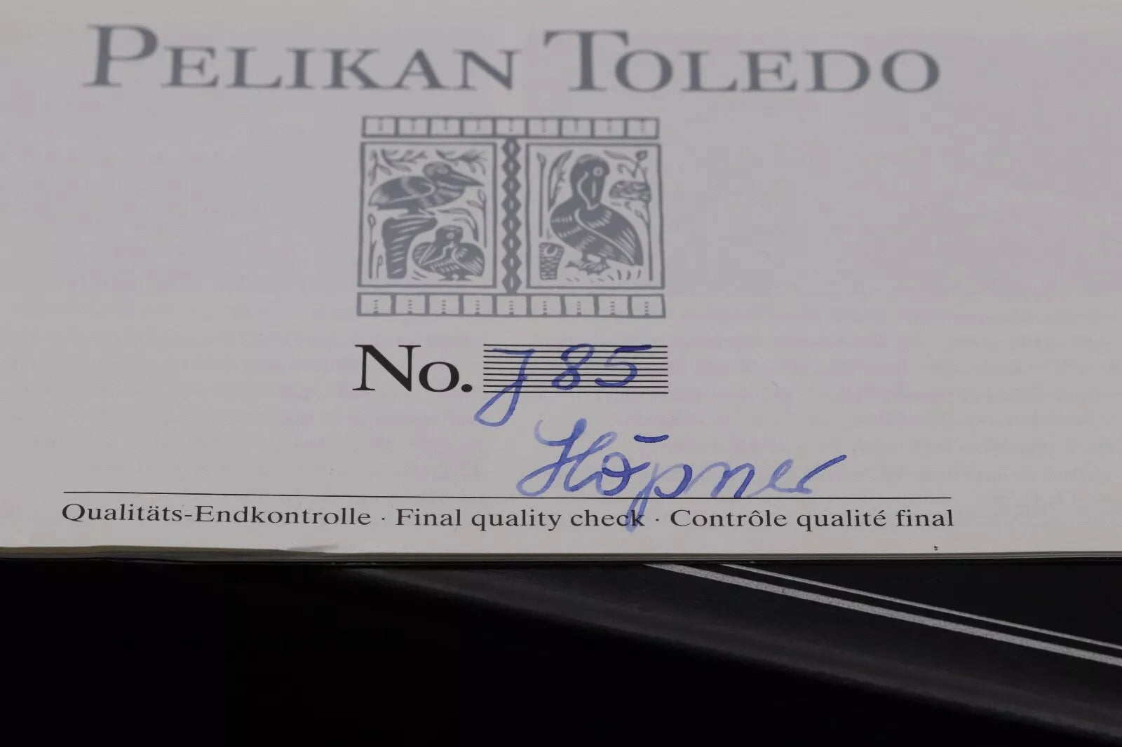 Pelikan Souveran M710 Toledo Fountain Pen - UNUSED - Broad PF Nib image 12
