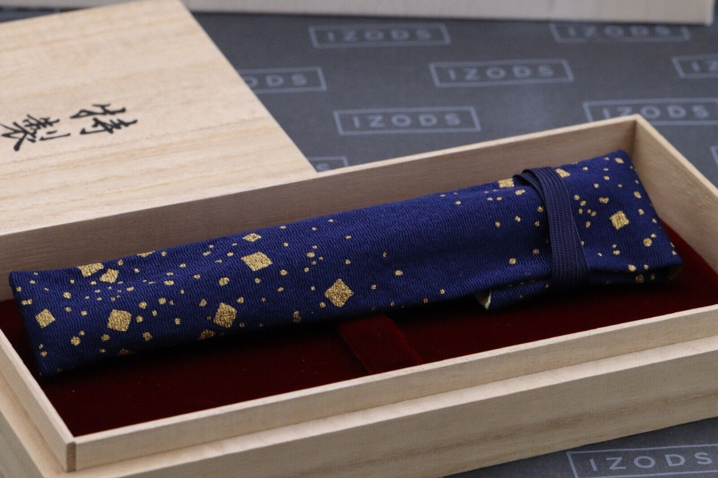 Nakaya Long Cigar Akebono 'Red and Black Skeleton' Fountain Pen - Music Nib image 5