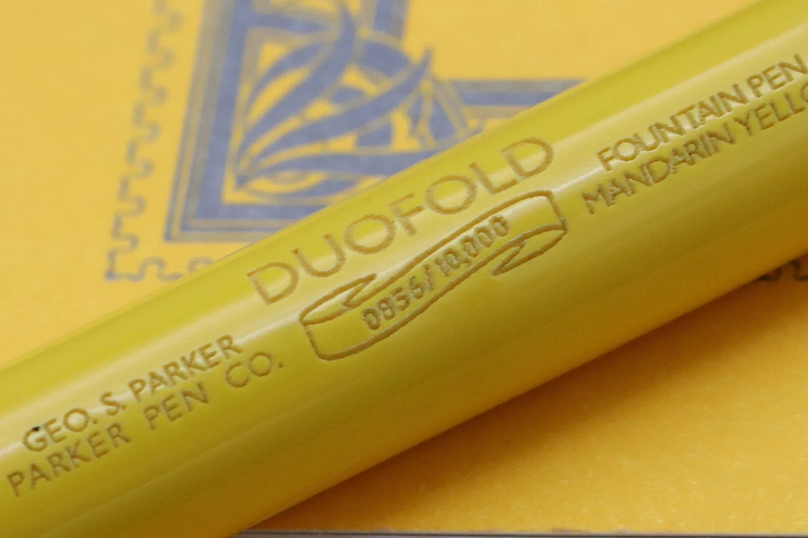 Parker Duofold Centennial Mandarin Yellow Limited Edition Fountain Pen image 5