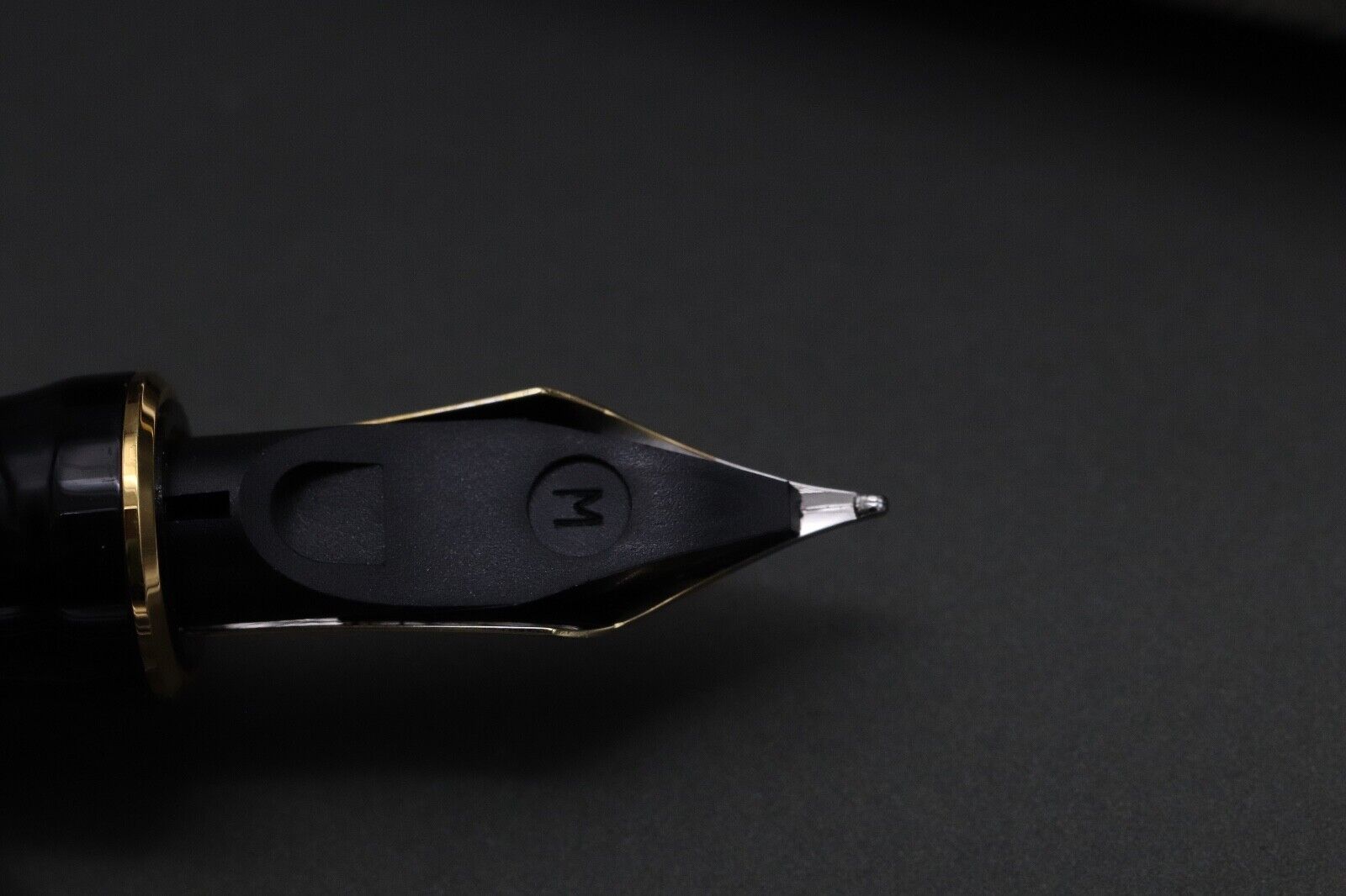 Classic Pens CP5 Parker Centennial Vintage Fountain Pen - UNUSED image 3