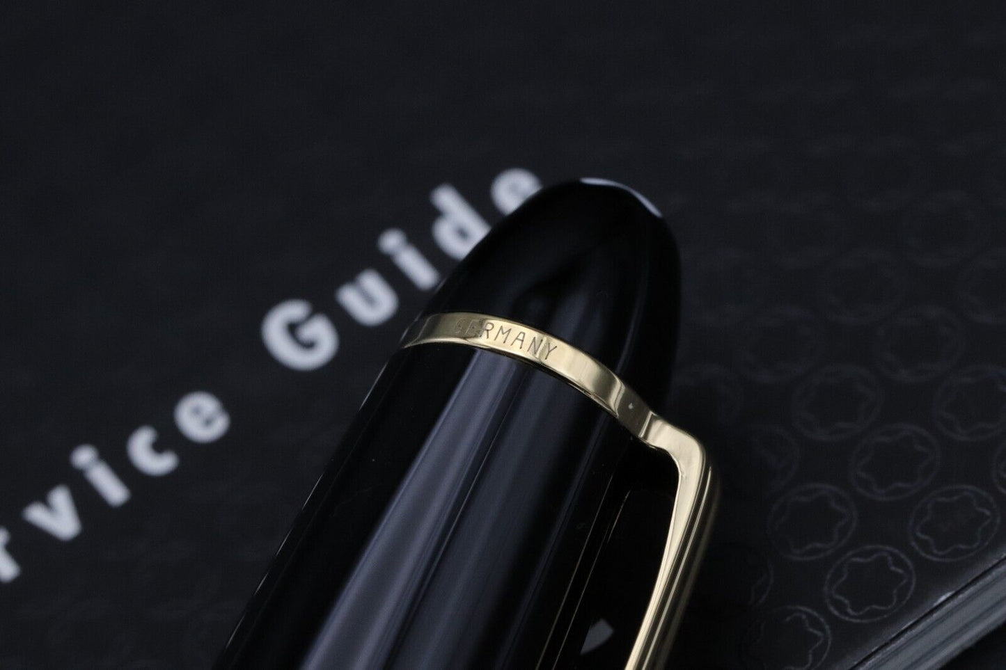Montblanc Meisterstück 161 LeGrand Gold-Coated Ballpoint Pen - UNUSED image 4