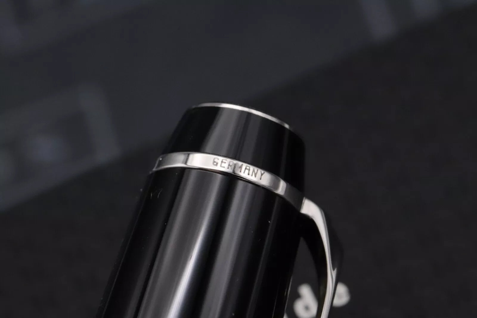 Montblanc Boheme XL Platinum Line No Stone Fountain Pen image 5