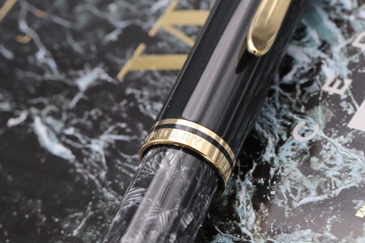 Pelikan Souveran M800 Wall Street LE Fountain Pen - UNUSED - BB PF Marking Nib image 5