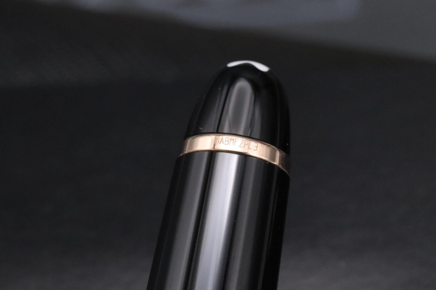 Montblanc Meisterstuck 145 Classique Red Gold Coated Fountain Pen - UNUSED image 2