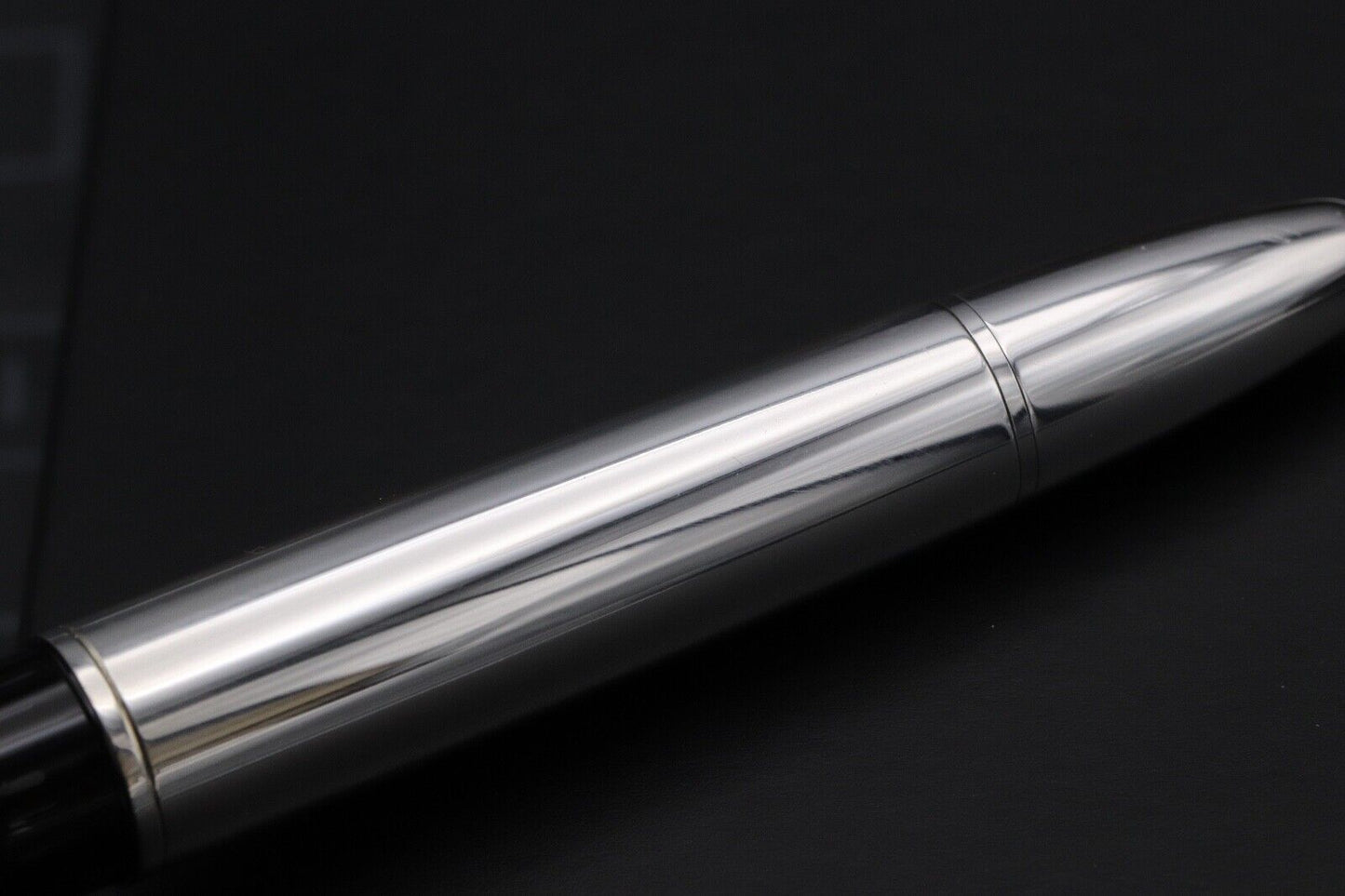 Montblanc Meisterstuck 146 LeGrand Silver Fibre Guilloche Fountain Pen - UNUSED image 3