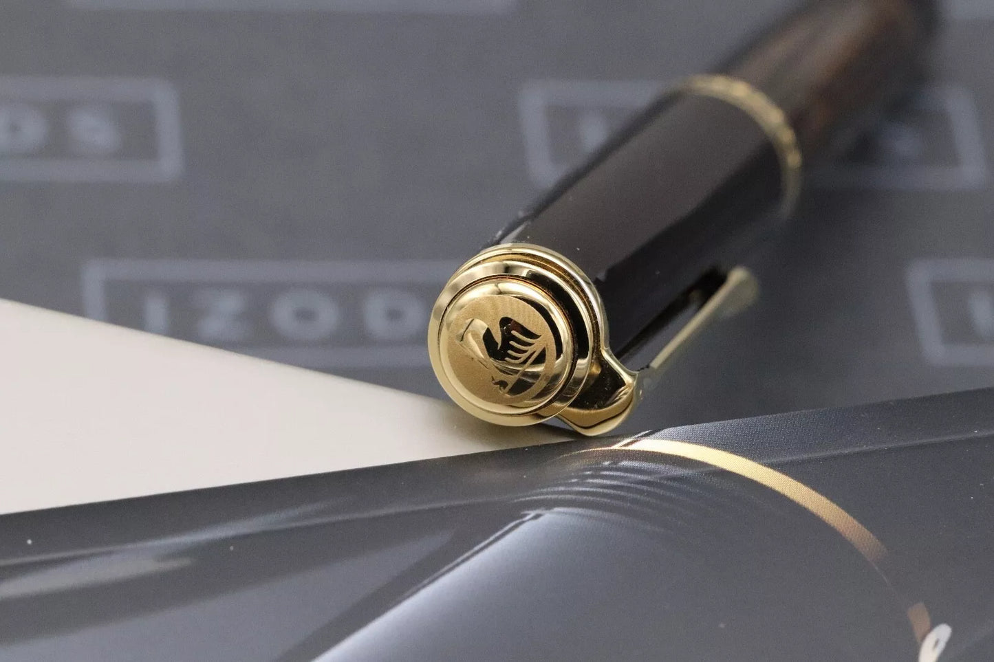 Pelikan Souveran M800 Tortoiseshell Brown SE Fountain Pen - NEVER INKED image 6