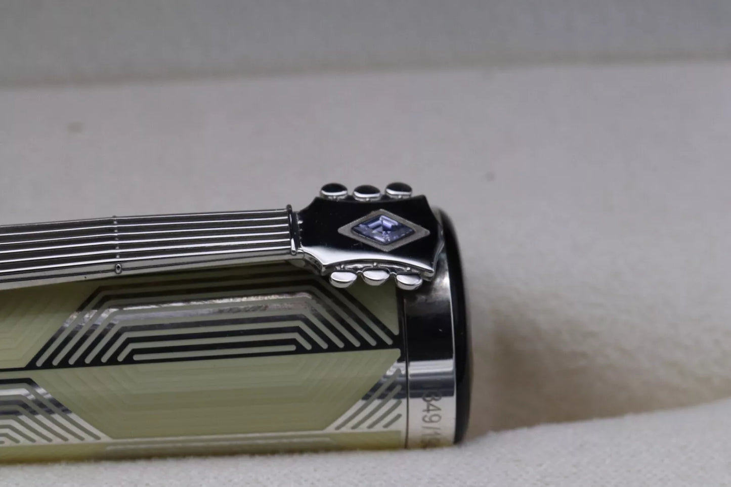 Montblanc Donation Series John Lennon LE1940 Fountain Pen image 9