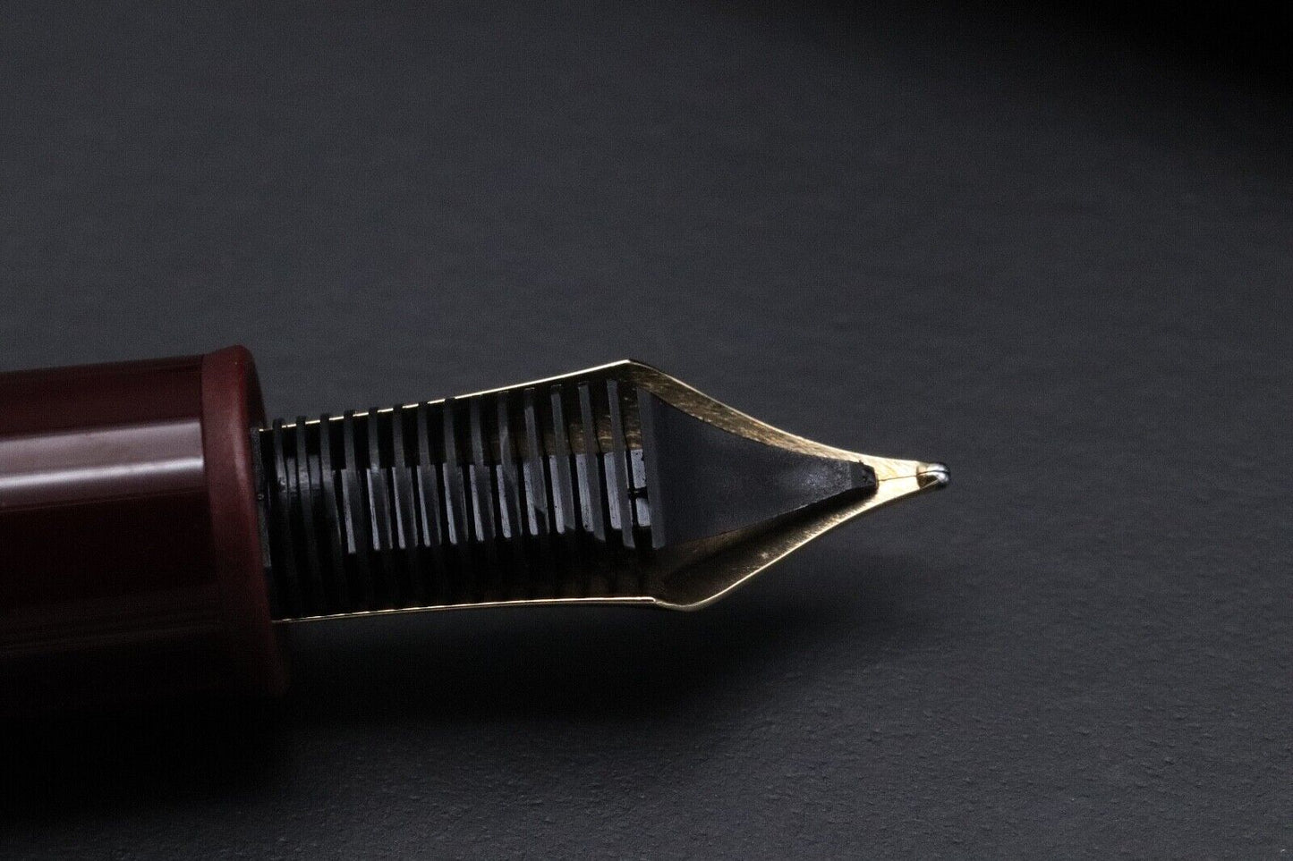 Montblanc Meisterstuck 146 LeGrand Bordeaux Fountain Pen image 3