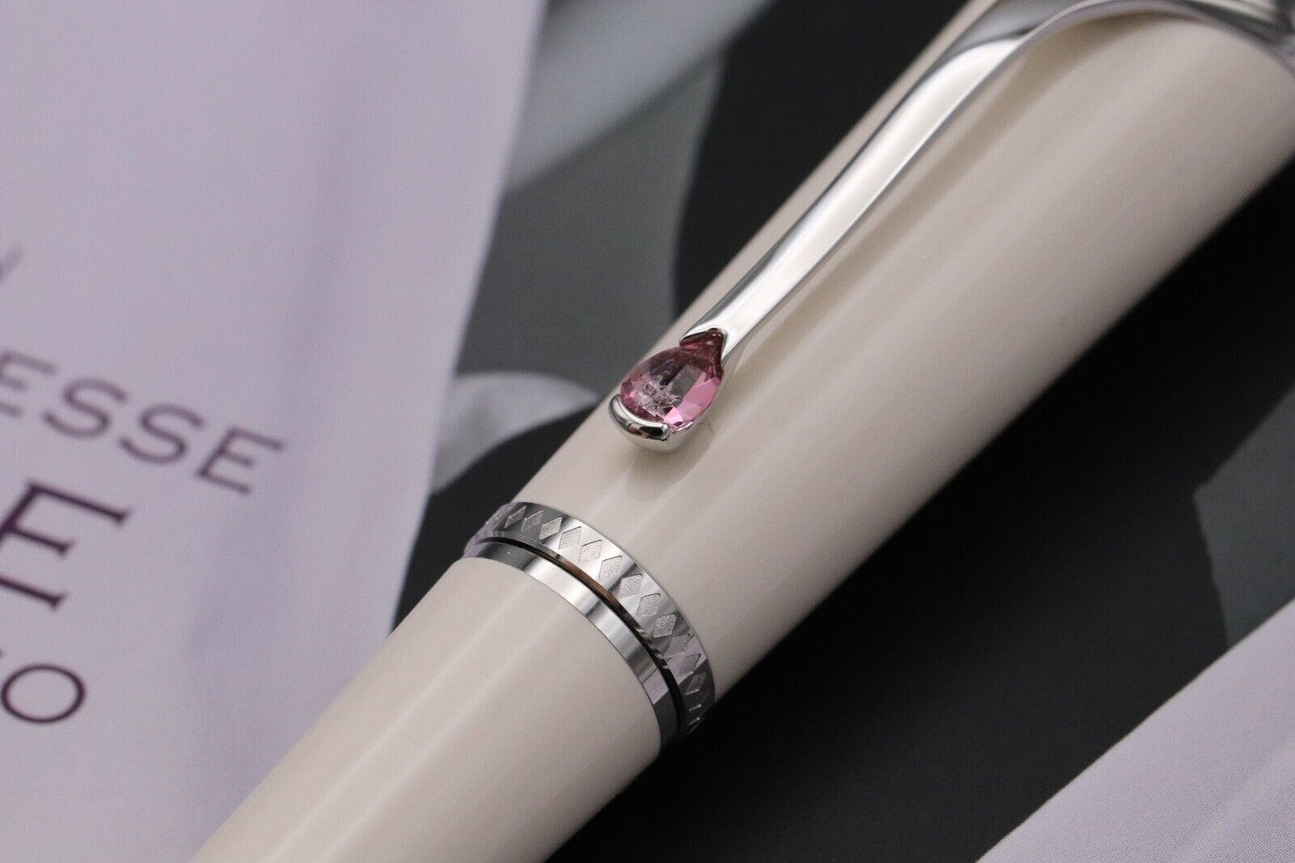 Montblanc Princesse Grace de Monaco Ivory-Resin Ballpoint Pen image 2