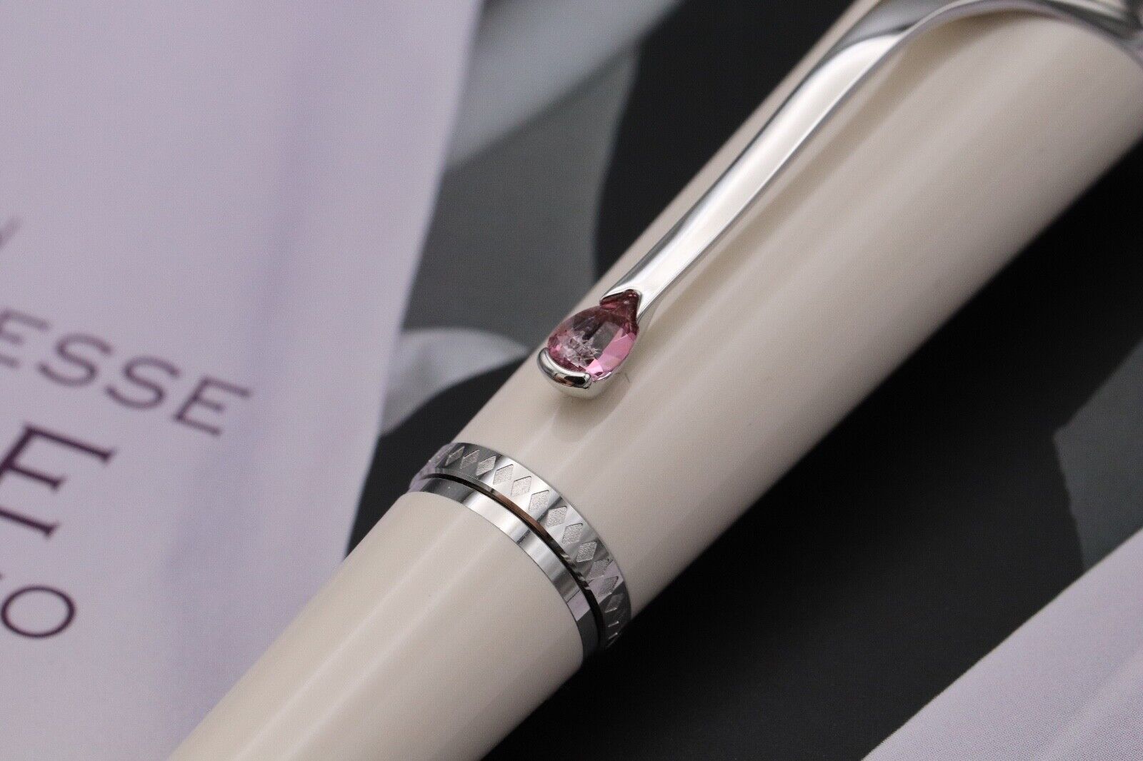 Montblanc Princesse Grace de Monaco Ivory-Resin Ballpoint Pen image 2