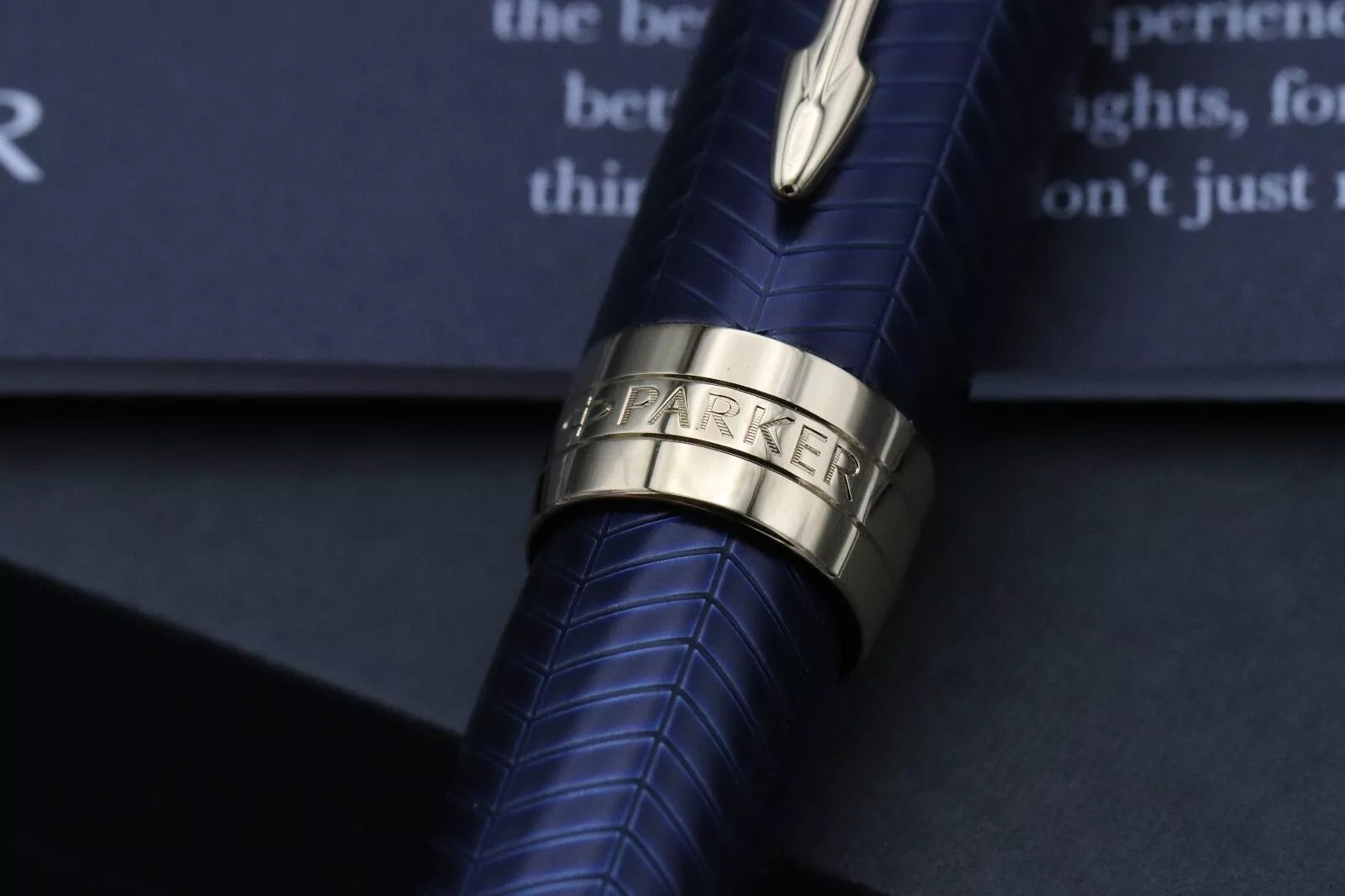 Parker Duofold Centennial Prestige Blue Chevron Fountain Pen - UNUSED image 5