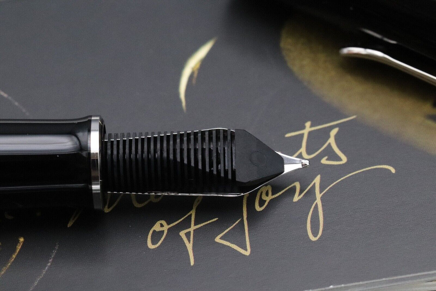 Pelikan Souveran M1005 Stresemann Fountain Pen image 4