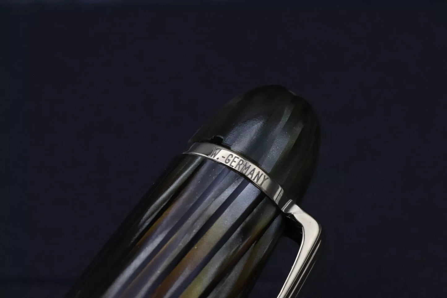 Montblanc Meisterstuck 146 Green Striated Celluloid 1950’S Fountain Pen - EF Nib image 11