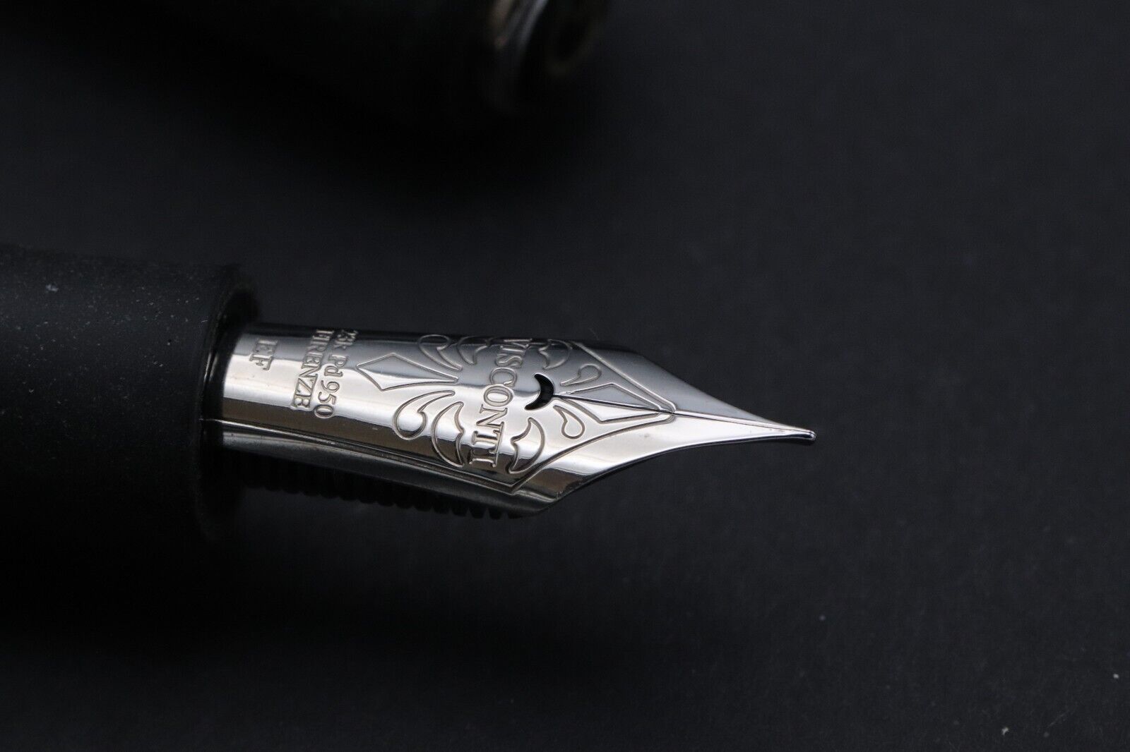 Visconti Homo Sapiens Steel Age Midi Fountain Pen - 23k Extra Fine image 3