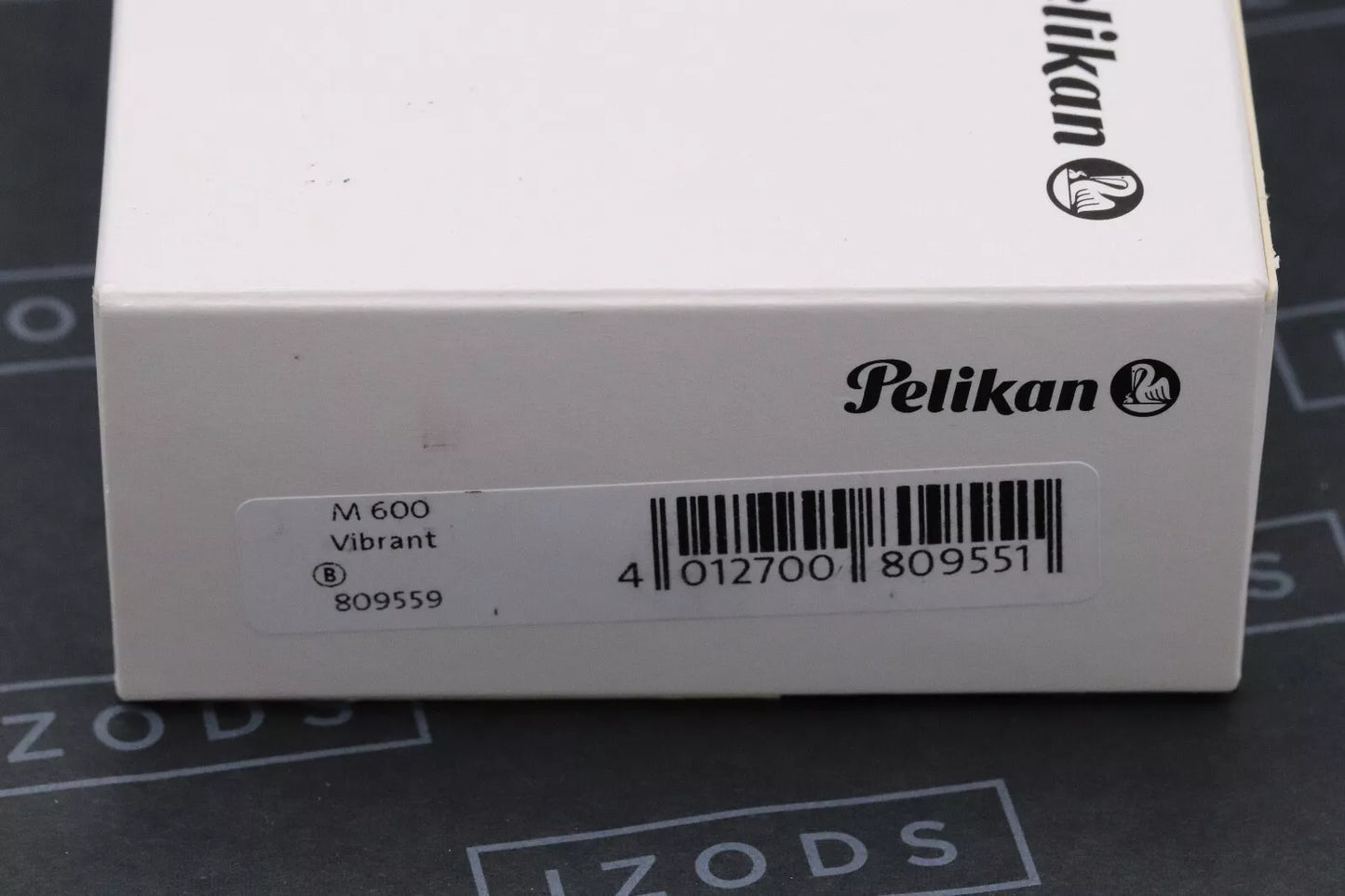 Pelikan Souveran M600 Vibrant Orange Fountain Pen - Broad Nib image 7