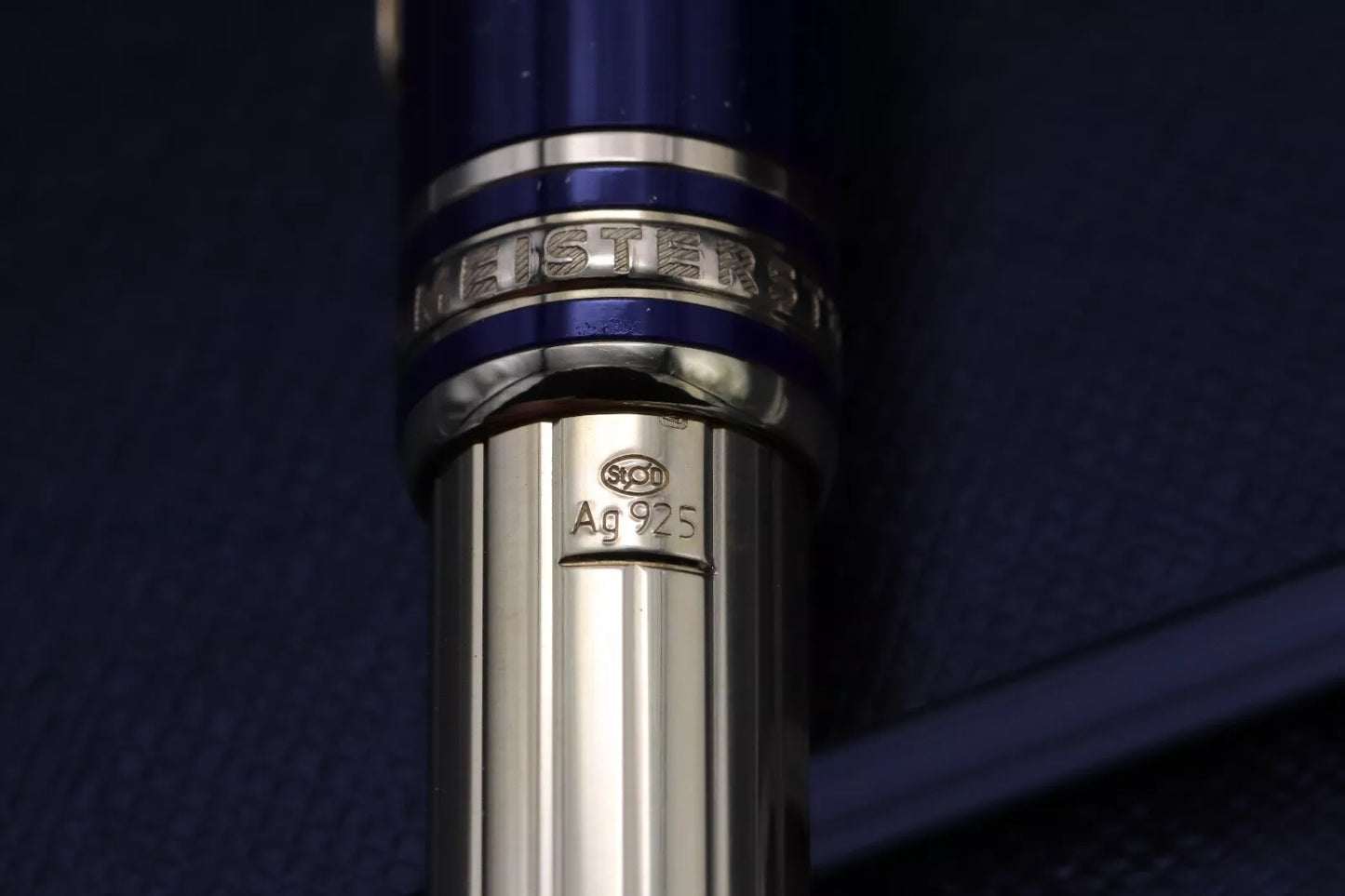 Montblanc Meisterstuck 144 Classique Ramses II Vermeil Fountain Pen - OM Nib image 10