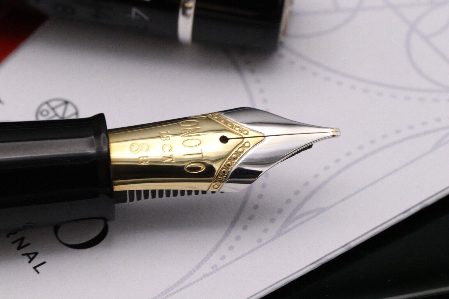 Onoto Magna Pi Fountain Pen - #8 18K and Ti Broad Nibs Included image 2