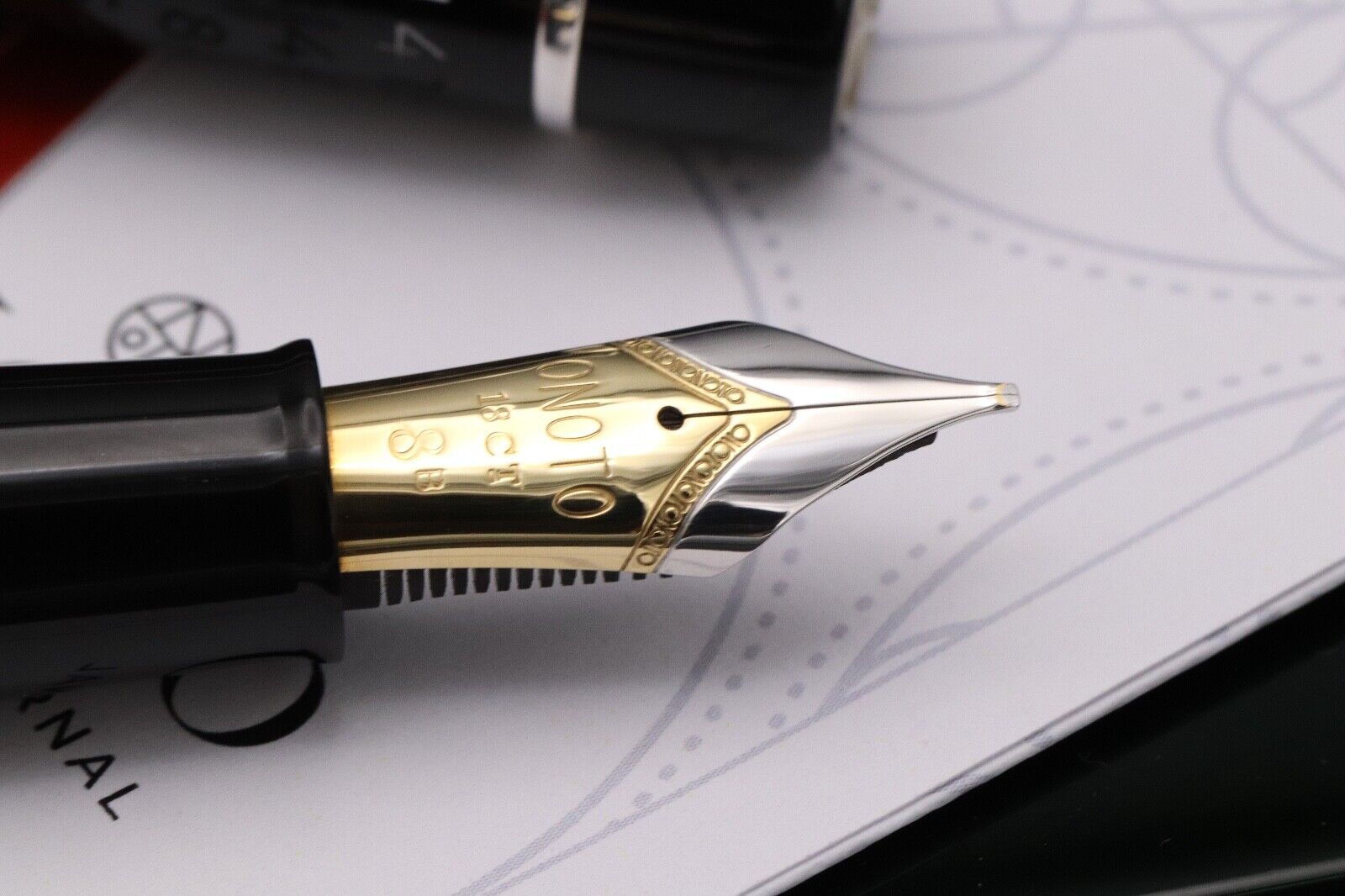 Onoto Magna Pi Fountain Pen - #8 18K and Ti Broad Nibs Included image 2