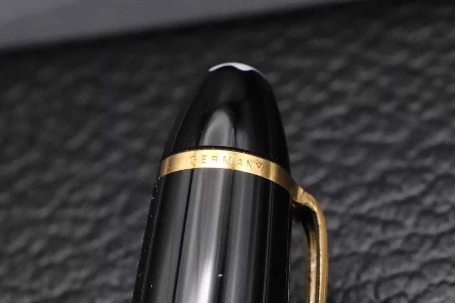 Montblanc Meisterstuck 146 LeGrand Gold Coated Fountain Pen - Mono Nib - UNUSED image 8