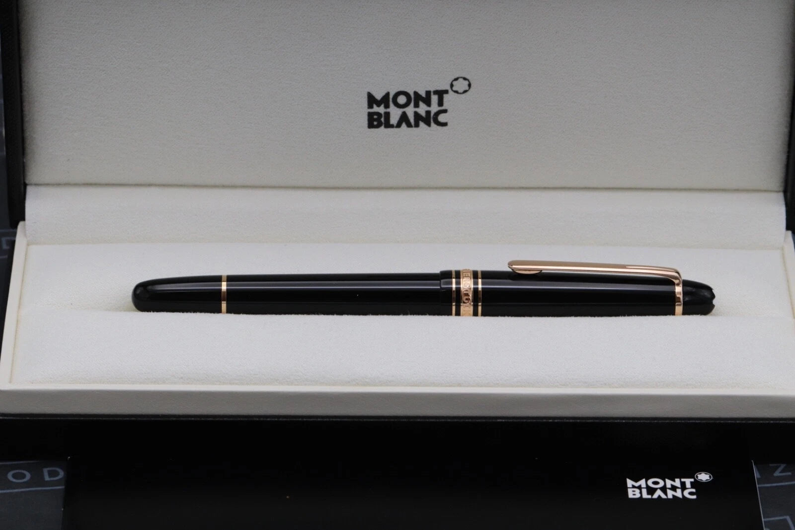 Montblanc Meisterstuck 145 Classique Red Gold Coated Fountain Pen - UNUSED image 1